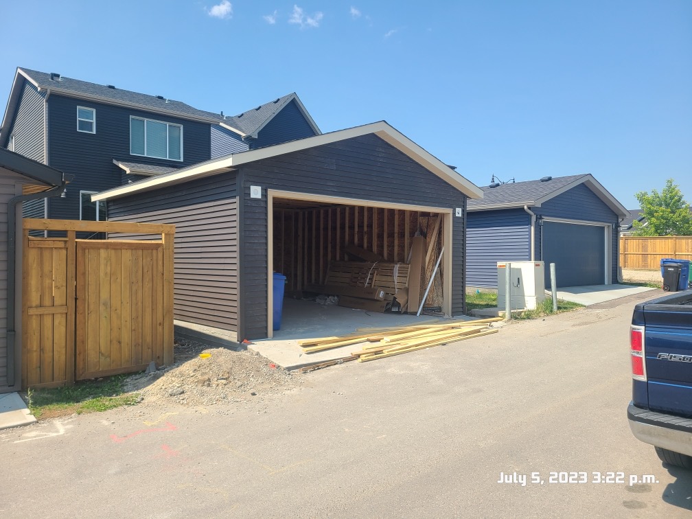 22x24 garage construction in Okotoks