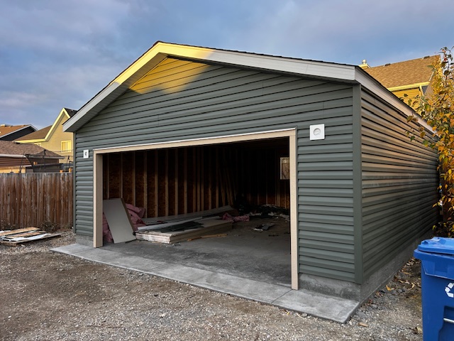 Large 24x24 Garage Packages Installation in Auburn Bay